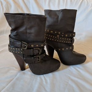 JUST FAB HIGH HEELED BOOTS